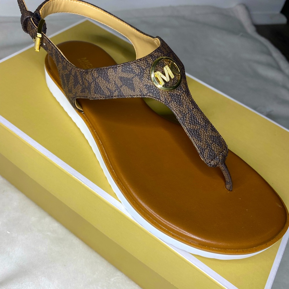 MK sandals